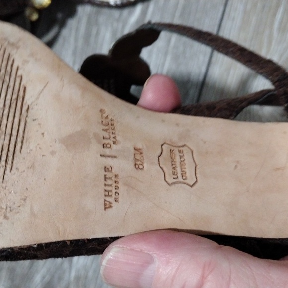 White House Black Market brown leather python print sandals. Size 8.5. mint - Picture 9 of 12